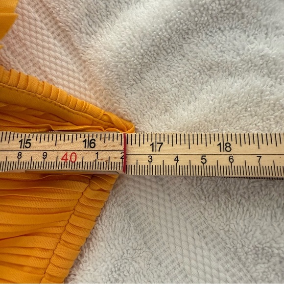 ASOS Yellow Maxi Dress - Picture 7 of 11